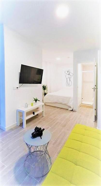 Coqueto Apartamento Nuevo En Pleno Centro De Algeciras Bb エクステリア 写真