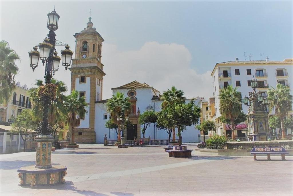 Coqueto Apartamento Nuevo En Pleno Centro De Algeciras Bb エクステリア 写真