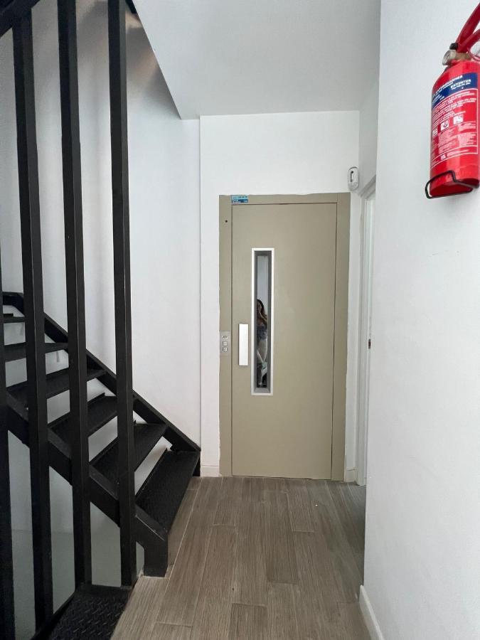 Coqueto Apartamento Nuevo En Pleno Centro De Algeciras Bb エクステリア 写真